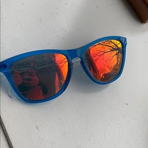 OAKLEY polarized sunglasses